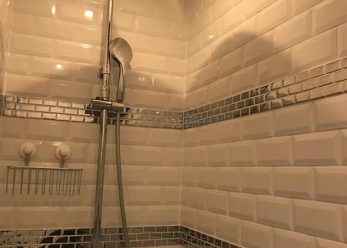 Eclat De Verrerie 4p Gestion Immo Daumesnil * Parijs